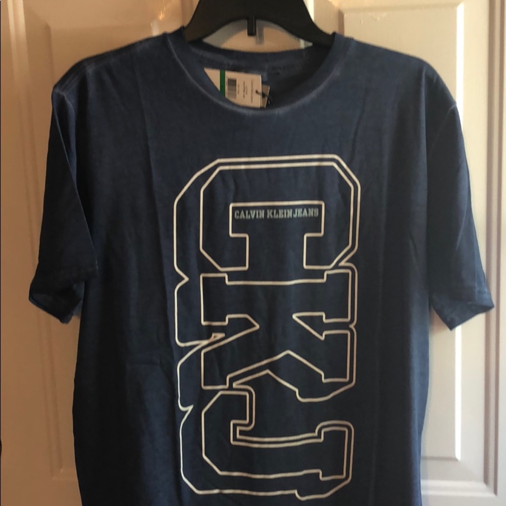Mans Calvin Klein shirt